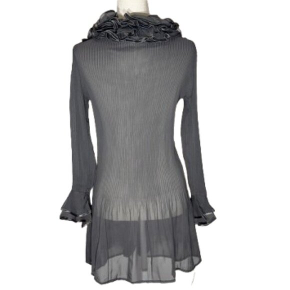 Pretty Angle Long Sleeve Button Up Gray Ruffle Silk Tunic - Small - Picture 2 of 9
